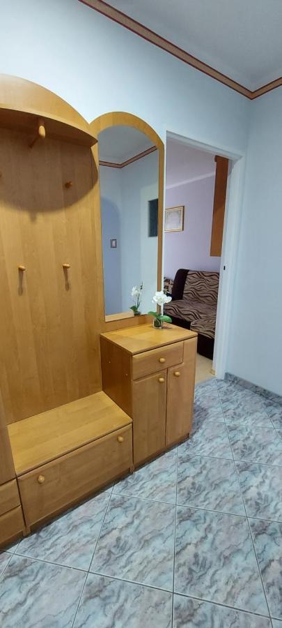 Apartament Almi Lägenhet Giżycko Exteriör bild